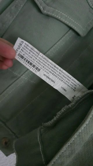 Chaqueta vaquera Bershka verde mujer