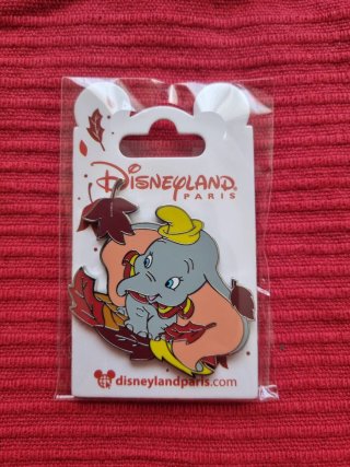 Pin Disneyland París Dumbo Hojas Otoño