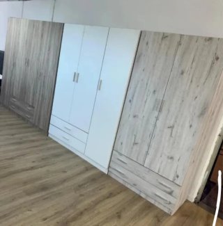 Armadi moderni in legno 2P 3P 4P