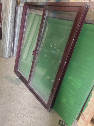 Ventana corredera aluminio marrón Vidrio normal