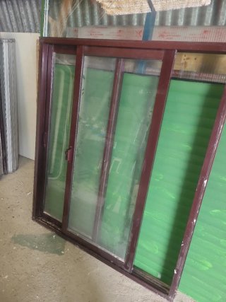 Ventana corredera aluminio marrón Vidrio normal