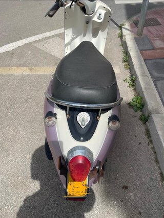 SYM Mio Scooter Morado/Blanco Automático
