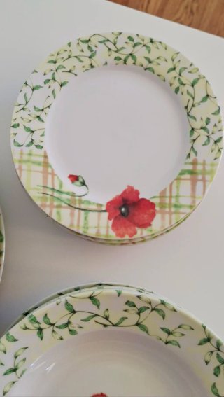 Servizio piatti ceramica decoro floreale