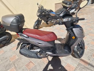 Moto SYM SYMPHONY SR 125 Scooter Negra