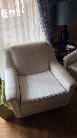 Sofá cama y 2 butacones