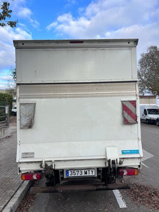 Camión Nissan NT400 Cabstar