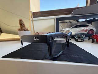 Ray-Ban Meta Wayfarer Gen 1 Transitions