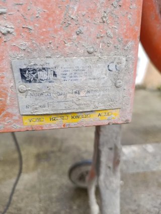 Hormigonera Irbal 140