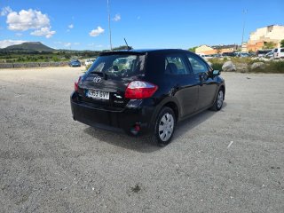 Toyota Auris 2010