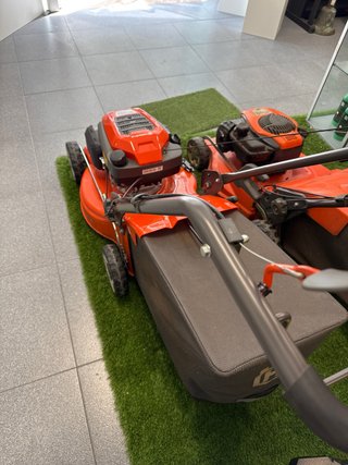 Cortacésped Husqvarna LC151S