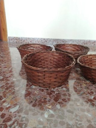 4 Cestas Mimbre Pequeñas
