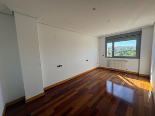 Piso en alquiler en Huerta de la Reina - Trassierra en Córdoba