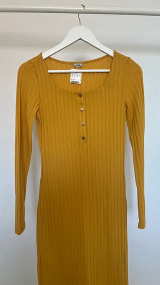 Vestido amarillo Pimkie manga larga botones