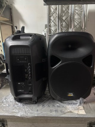 Pareja Altavoces Autoamplificados AMS 15’ Negros