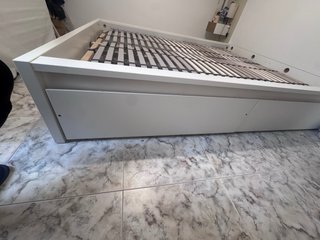 Estructura cama IKEA MALM con somier y cajones