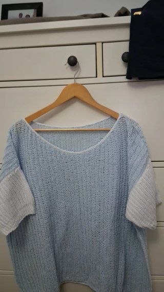 Jersey Oversize Azul y Blanco Hilo Fino