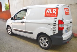 Ford Transit Courier 2022
