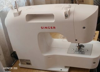 Máquina de coser Singer M1155