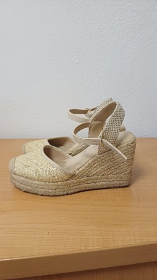 Sandalias cuña esparto doradas talla 36