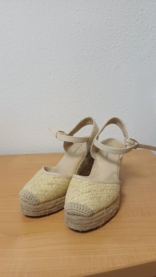 Sandalias cuña esparto doradas talla 36