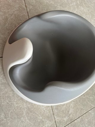 Sillita de juegos y trona para bebé