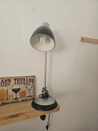 Lámpara de escritorio de diseño
