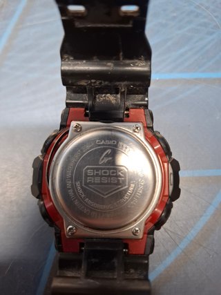 Reloj Casio G-Shock GA-700-1A Negro/Rojo