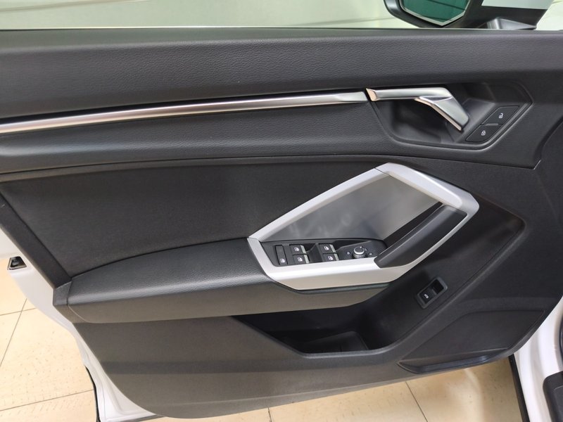 Audi Q3 Sportback 35 TDI quattro 2022, foto 8