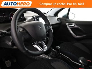 Peugeot 2008 1.2 PureTech Style