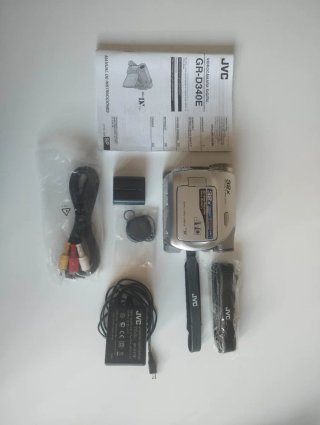 Videocámara JVC GR-D340E Plata