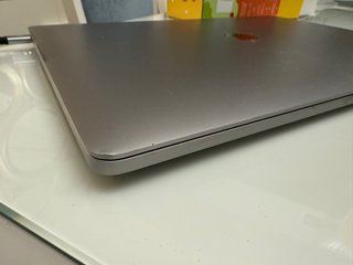Apple MacBook Pro 16" i7 16GB 2019 A2141