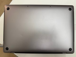 Apple MacBook Pro 16" i7 16GB 2019 A2141