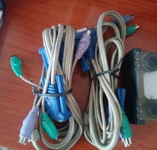 Conmutador KVM ATEN Master View CS-122A