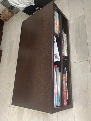 Mesita de salón de madera