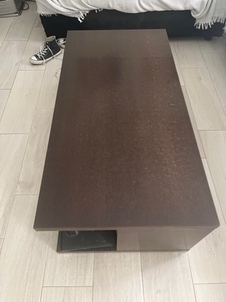 Mesita de salón de madera