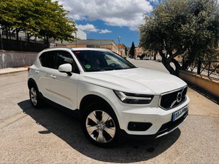 Volvo XC40 D4 AWD