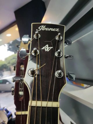 Guitarra Ibanez AW70ECE-NT