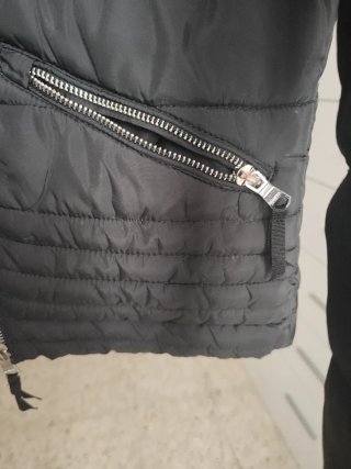 Chaqueta Bershka negra entretiempo