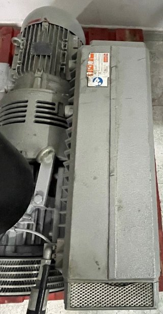 BOMBA DE VACIO BUSCH 300M3 TRIFASICA
