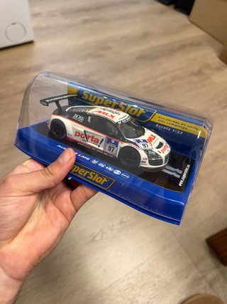 Audi R8 LMS Super Slot Scalextric  1:32