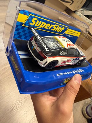 Audi R8 LMS Super Slot Scalextric  1:32
