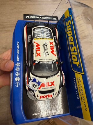 Audi R8 LMS Super Slot Scalextric  1:32