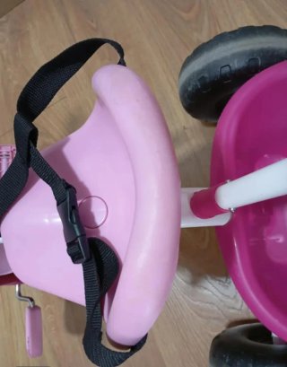 Triciclo Feber rosa para niña