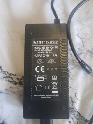 Cargador bici eléctrica Hitway nuevo