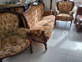 Tresillo Antiguo Tapizado Tela y Madera