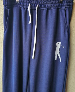 Abito sportivo blu con stampa a golf