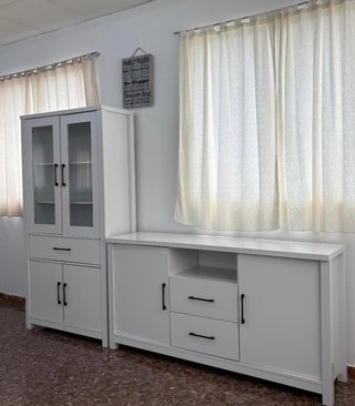 Mueble de melamina blanco