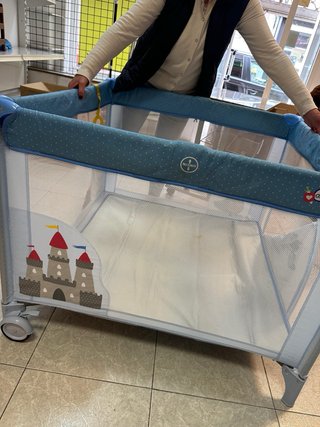 Parque infantil azul