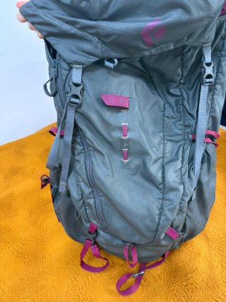 Mochila Black Diamond Montaña 60L "mujer"