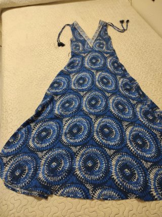 Vestido largo estampado azul y blanco